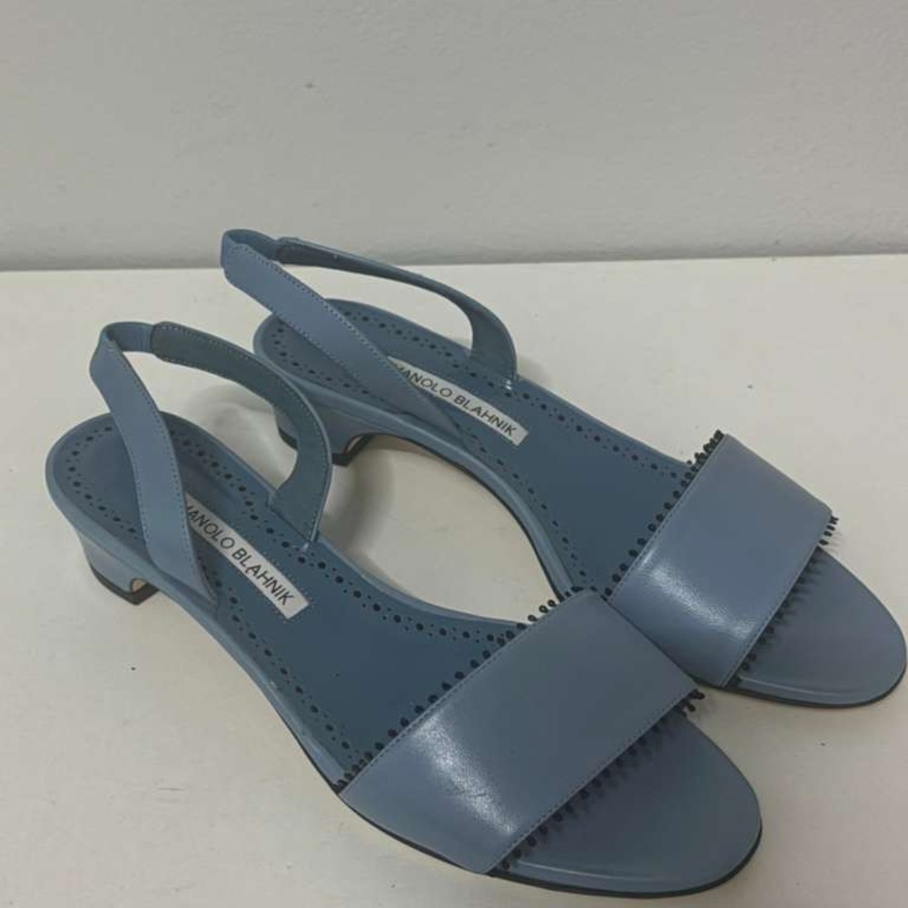 Manolo Blahnik Powder Blue Leather Slingback Sandal - Picture 6 of 7